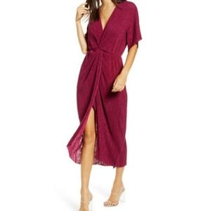 NWT All in Favor Dolman Plissé Midi Dress